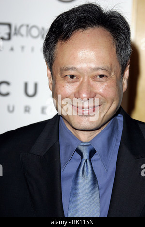 ANG LEE BROKEBACK MOUNTAIN PREMIER. WESTWOOD LOS ANGELES USA 29. November 2005 Stockfoto