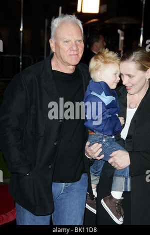 MALCOLM MCDOWELL BECKETT & KELLEY AEO FLUX WORLD PREMIER CINERAMA DOME HOLLYWOOD LOS ANGELES USA 01. DEZEMBER 2005 Stockfoto