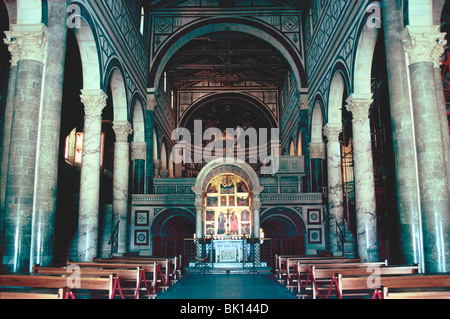 Innenraum der Basilika von San Miniato al Monte, Florenz, Italien Stockfoto