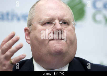 Konservative Partei Vorsitzende Eric Pickles anlässlich der Eröffnung des Wahlkampfes Welsh konservativen General. Stockfoto