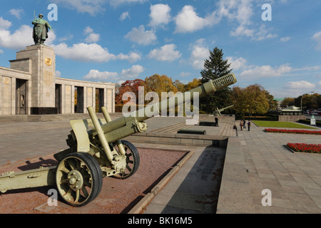 Sowjetische Ehrenmal im Tiergarten Park, Berlin, Deutschland, Europa Stockfoto