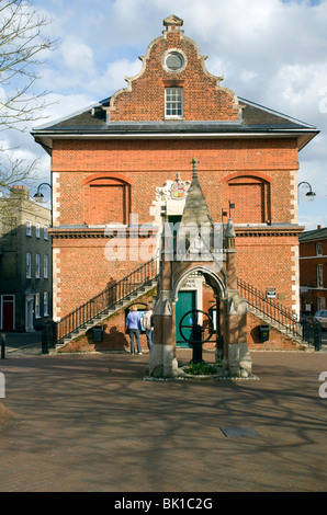 Die Shire Hall erbaut 1575 von Thomas Seckford, Markt Hill, Woodbridge, Suffolk Stockfoto