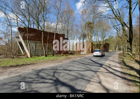 Reste von einer Autobahnbrücke von ca. 1938 geplanten Reichsautobahn Autobahn Hamburg, Berlin, Deutschland, Europa Stockfoto