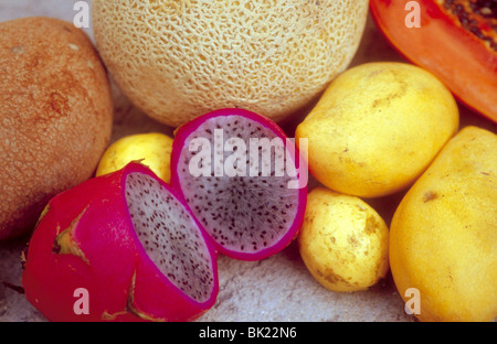 Pitaya Pithaya Mango Melone Papaya Birnenfrucht noch Stockfoto