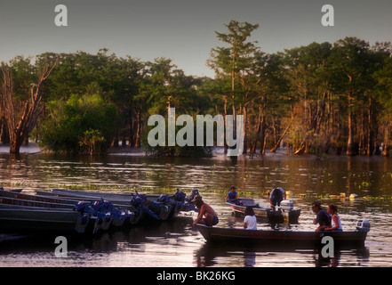 Fish Camp am Atchafalaya Swamp Louisiana USA Stockfoto