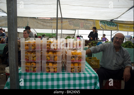 Bio Marktplatz Souk El Tayeb in Beirut Stadtzentrum Libanon Stockfoto