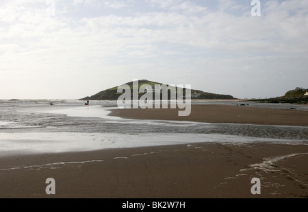 Blick von Burgh Island am Bigbury am Meer, Devon über einem breiten Strand Stockfoto