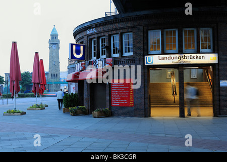 Eingang zur u-Bahn Station, Hamburg, Deutschland, Europa Stockfoto