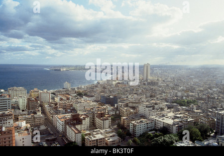 Am frühen Morgen Blick auf die Stadt Havanna, Kuba von Hotel Havanna Libre, Blick nach Norden in Richtung Alt-Havanna Stockfoto