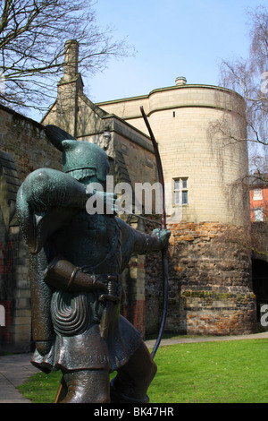 Statue von Robin Hood in Nottingham Castle, Nottingham, England, Großbritannien Stockfoto