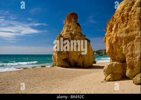 Portugal, Algarve, Felsformation am Praia Vau-Strand in der Nähe von Praia da Rocha Stockfoto