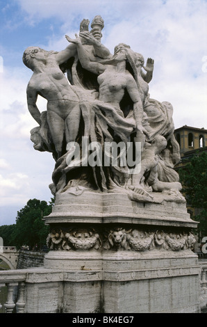 Skulptur auf Brücke Ponte Victor Emmanuel II, Rom, Italien Stockfoto