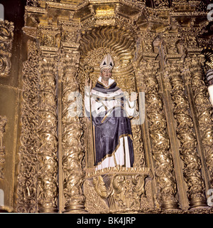 Detail des Hauptaltars in der Kirche Santo Domingo, Puebla, Mexiko Stockfoto