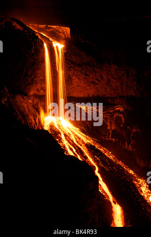 Vulkanische Eruption Islan 2010 begann ein Vulkan Ausbruch am Fimmvörðuháls auf der südlichen Küste von Island im März 2010. Stockfoto