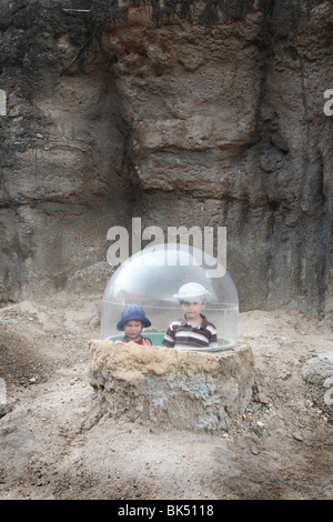 Blick durch Bubble Boys Stockfoto