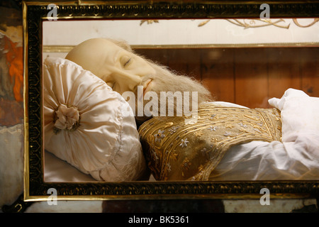 Detail der Liegerad Figur in der Visitation Basilika, Saint-Francois de Sales, Annecy, Haute Savoie, Frankreich, Europa Stockfoto