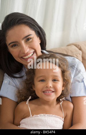 Porträt von Mutter und Tochter Stockfoto