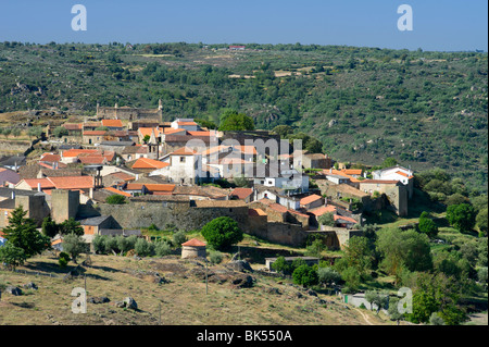 Zentral-Portugal, Beira Alta, Castelo Mendo, ummauerte Dorf aus dem Mittelalter Stockfoto