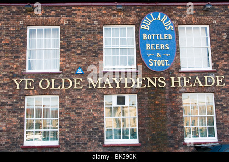 Ye Olde Maydens Heade Kneipe am Dienstag Marktplatz, King's Lynn, Norfolk, England Stockfoto