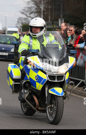 Polizei, Motorrad, Motorräder, Offiziere, Verfolgung, Blues und Two's, BMW, schnelle Reaktion, Unfall, Tatort, Verkehr, Schulung, Veranstaltungsmanagement. Stockfoto