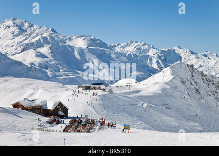 Bin Bergrestaurant, St. Anton, Arlberg, Tirol, Österreichische Alpen, Österreich, Europa Stockfoto