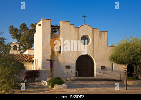 St. Philip in der Kirche Hills Architekt Josias Joesler, Tucson, Pima County, Arizona, Vereinigte Staaten von Amerika Stockfoto