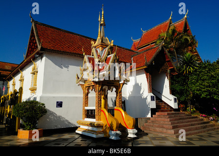 Pagode in Wat Phrathat Doi Suthep Tempel, Thailand, Südostasien Stockfoto