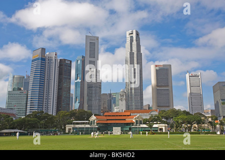 Cricket im Padang, Singapur, Südostasien, Asien Stockfoto