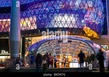 Singapur, Orchard Road, ION Orchard Shoppingcenter. Stockfoto