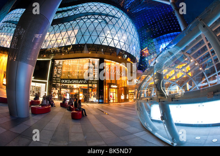 Singapur, Orchard Road, ION Orchard Shoppingcenter. Stockfoto