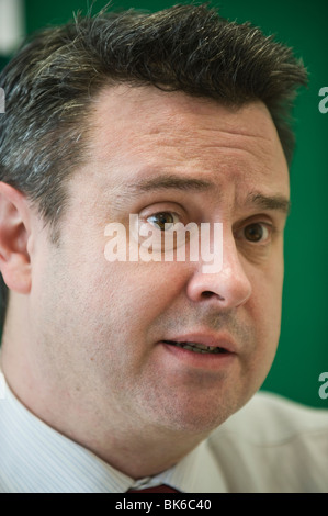 Huw Lewis AM walisischen Ratsmitglied für Merthyr Tydfil und Rhymney und Stellvertreter des Ministers für Kinder in der Waliser Versammlung Regierung Stockfoto