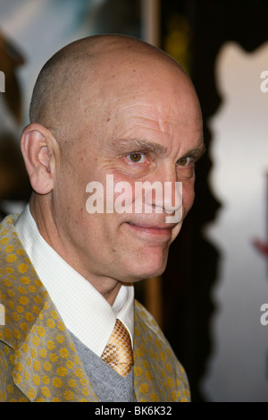 JOHN MALKOVICH BEOWULF LOS ANGELES PREMIERE WESTWOOD LOS ANGELES USA 5. November 2007 Stockfoto