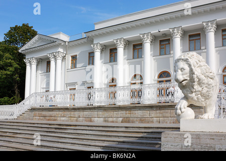 Elagin Palast in St. Petersburg Stockfoto