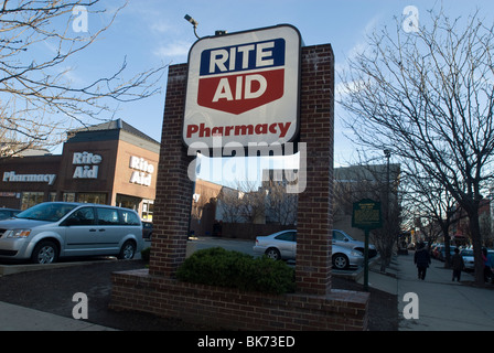 Rite Aid Apotheke in Philadelphia, PA am Mittwoch, 31. März 2010 (© Richard B. Levine) Stockfoto