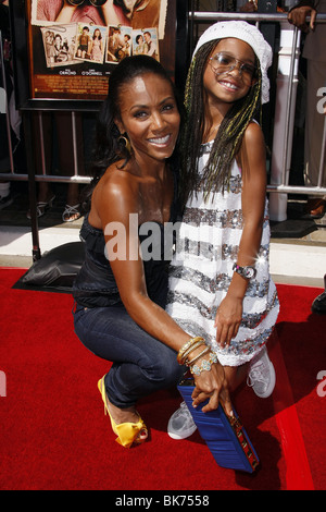 JADA PINKETT SMITH & WILLOW SMITH KIT KITTREDDGE; EIN amerikanisches Mädchen Weltpremiere GROVE LOS ANGELES Kalifornien USA 14 Ju Stockfoto