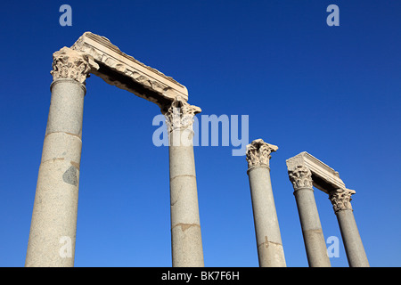 Römische Säulen der Agora in Izmir Türkei Stockfoto