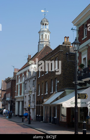 Die High Street, Rochester, Kent, England, Vereinigtes Königreich, Europa Stockfoto