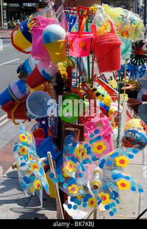 Kinder Strand Spielzeug, der Promenade, Southport, Merseyside, England, Vereinigtes Königreich, Europa Stockfoto