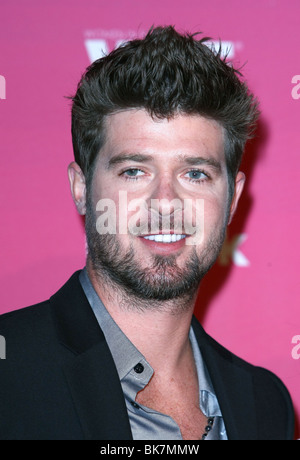 ROBIN THICKE Frauen im FILM LOS ANGELES 2009 CRYSTAL + LUCY AWARDS CENTURY CITY LOS ANGELES CA USA 12. Juni 2009 Stockfoto