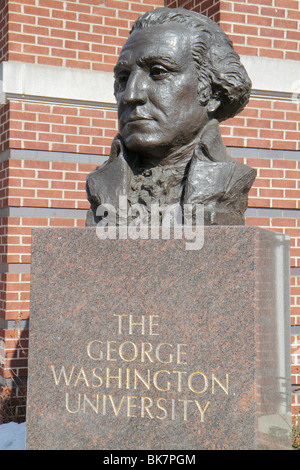 Washington DC, 23rd Street NW, The George Washington University, Hochschulbildung, Bronze, Büste, Statue, Kopf, Campus, Gleichnis, DC100220007 Stockfoto