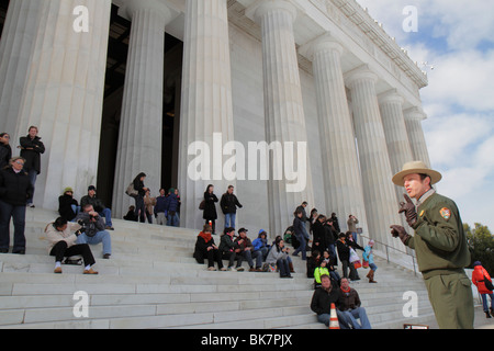 Washington DC, West Potomac Park, National Mall & Memorial Parks, Lincoln Memorial, 1922, griechisch-revival Architektur, Treppen Treppe, Außenfassbar Stockfoto