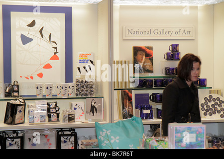 Washington DC Washingto, D.C., National Gallery of Art, Westgebäude, Museum, Geschenkeinkäufer Shopper Shopper Shop Geschäfte Markt Märkte Marktplatz kaufen Stockfoto