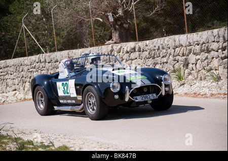 1965 AC Cobra Sportwagen-Klassiker Teilnahme an einer Kundgebung in Spanien Stockfoto