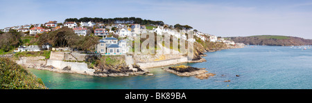 Panoramic erschossen Nachschlagen der Fluss Fowey aus St. Catherines Burg Cornwall Stockfoto