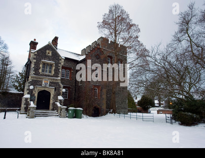 Wohnturm in Canterbury dient als Büro des Oberbürgermeisters, Kent, UK. Stockfoto