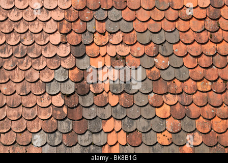 Beaver Tail-Dacheindeckung, Detail mit neuen Dachziegeln, Rothenburg Ob der Tauber, Bayern, Deutschland, Europa Stockfoto