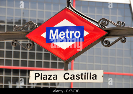 Melden Sie u-Bahn, u-Bahn, Plaza Castilla, Madrid, Spanien, Iberische Halbinsel, Europa Stockfoto