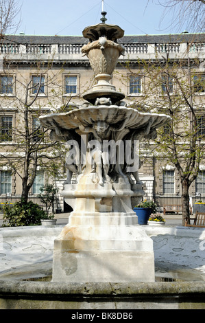 Brunnen Sie St.-Bartholomäus Krankenhaus Stadt von London England Großbritannien UK Stockfoto