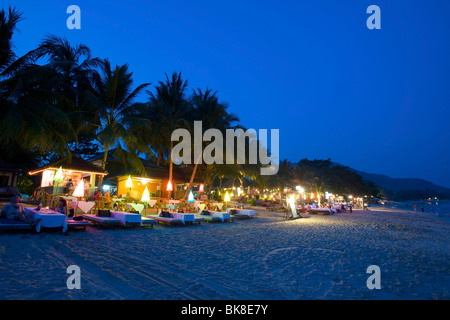 Beach Restaurant am Lamai Beach, Koh Samui Insel, Thailand, Asien Stockfoto