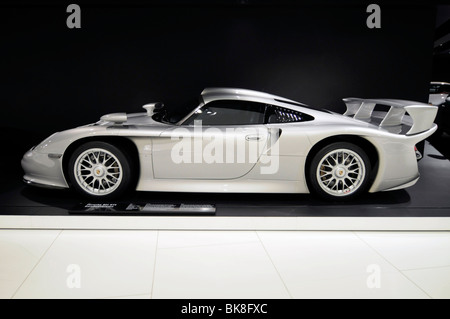 Porsche 911 GT1 Straßenversion, neuen Porsche-Museum, 2009, Stuttgart, Baden-Württemberg, Deutschland, Europa Stockfoto